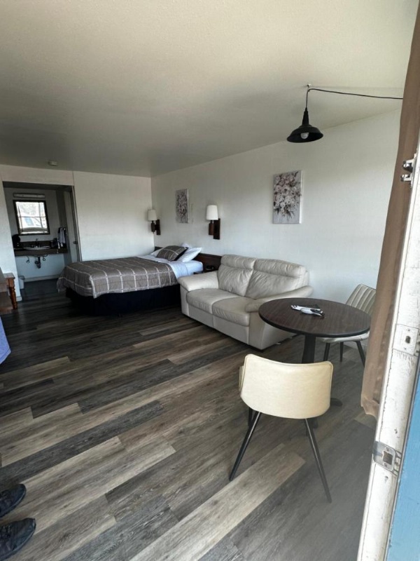 State Street Motel image 16