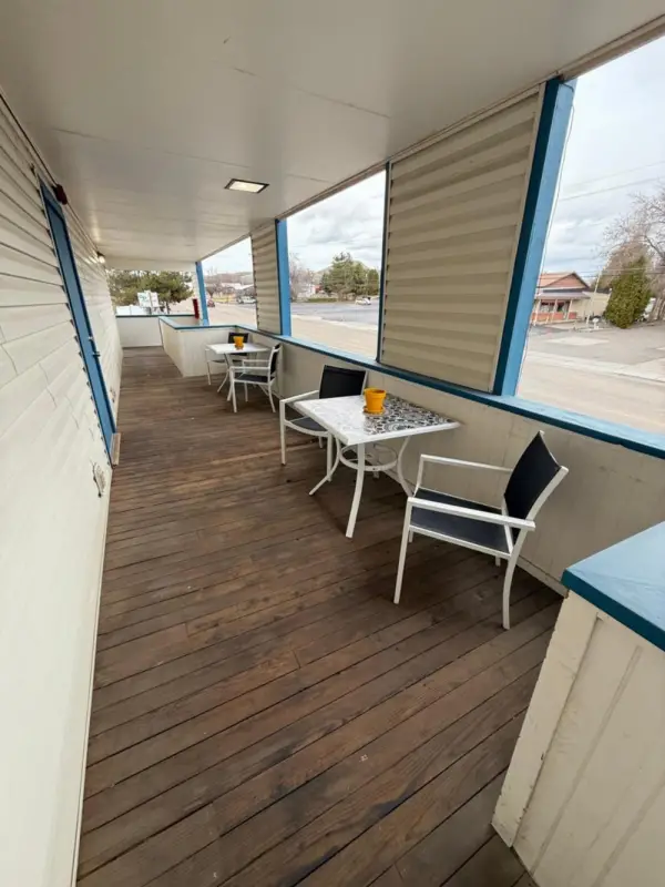 State Street Motel 4
