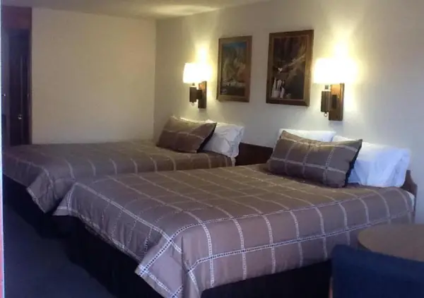 State Street Motel 6